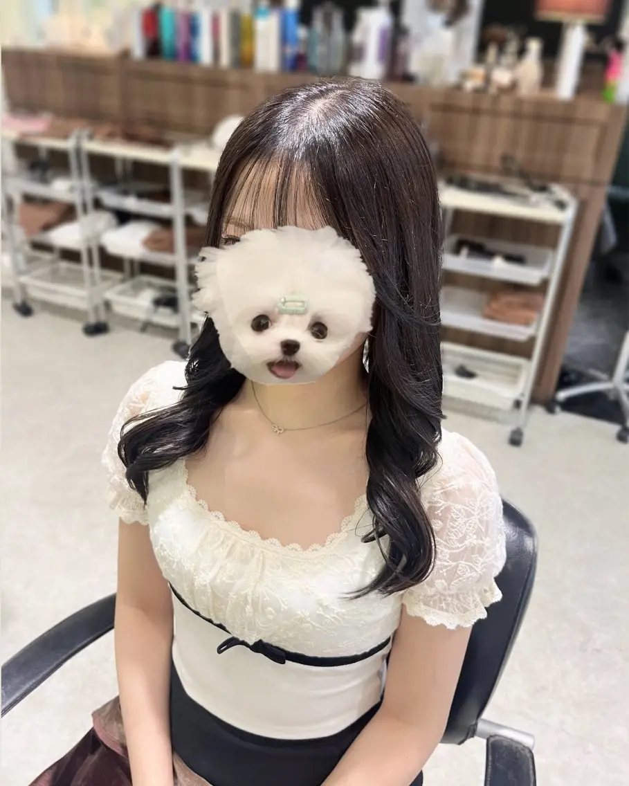 セミロング カラー 中川 奈々実のヘアスタイル