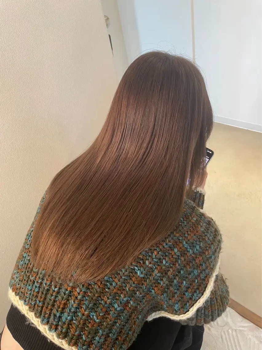 ロング カラー カット ヘアカラー 髙野 未衣菜のヘアスタイル