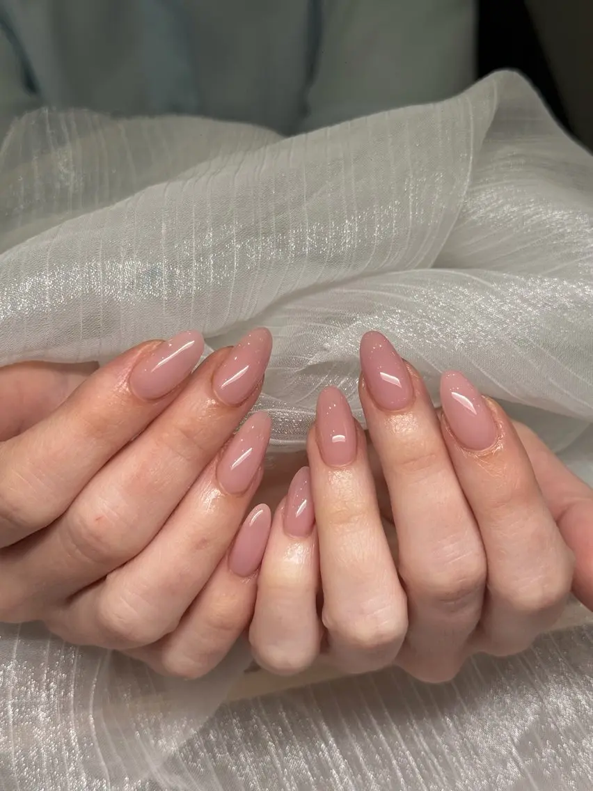 ネイル オーロラネイル ブルー チークネイル フットネイル フレンチネイル ハンドネイル GIN NAILのネイルデザイン