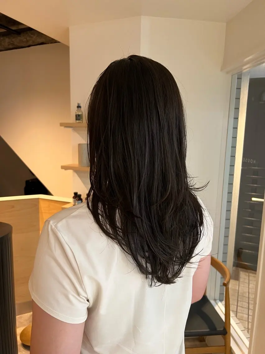 ロング 稲毛田 楓のヘアスタイル