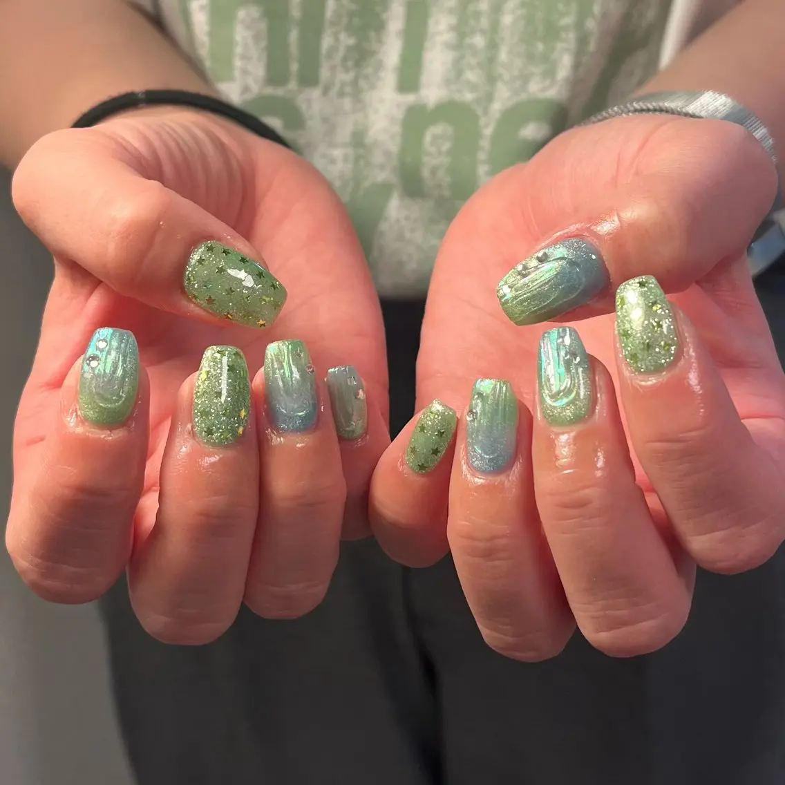 ネイル ハンドネイル フットネイル neroria nailのネイルデザイン