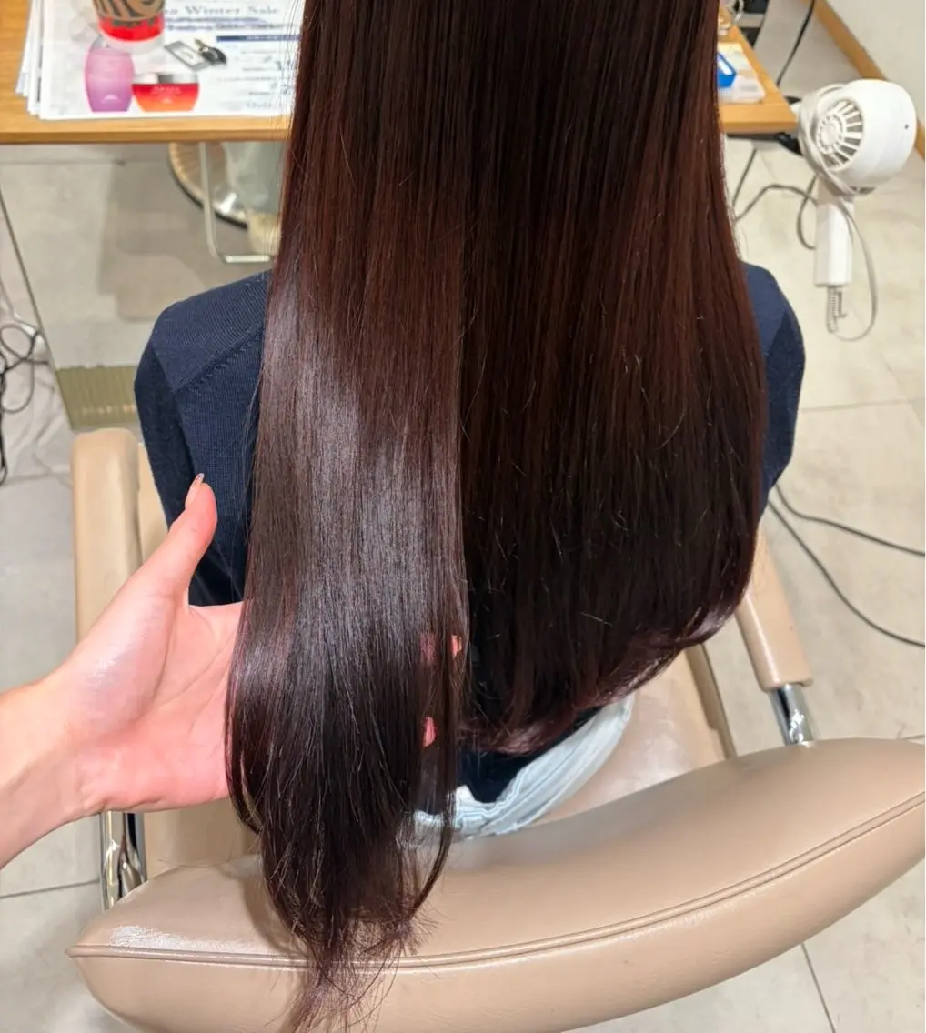 ロング カラー ブラウンカラー レッドカラー レッドブラウン 🤍アヤナ / emme🤍のヘアスタイル