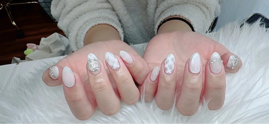 ネイル ハンドネイル ハンドケア MoonNail ナナのネイルデザイン