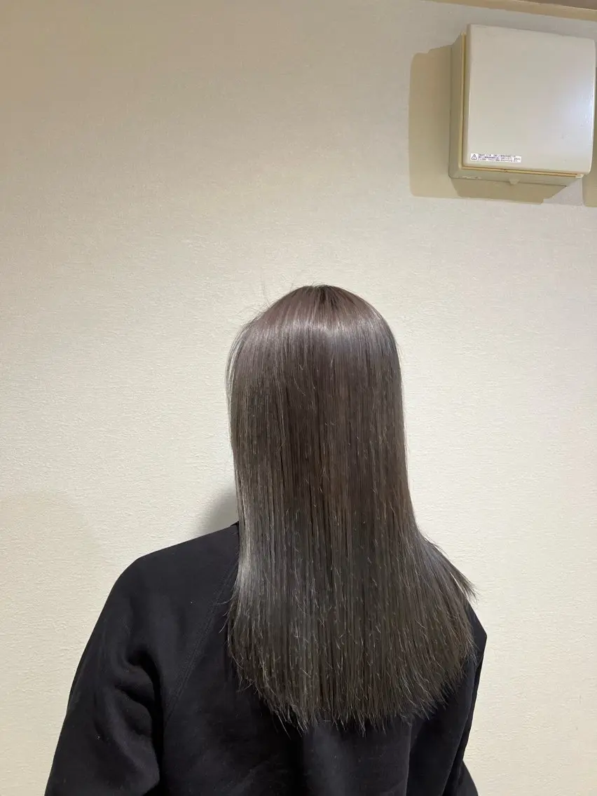 セミロング カラー ヘアカラー トリートメント ひがし はるなのヘアスタイル