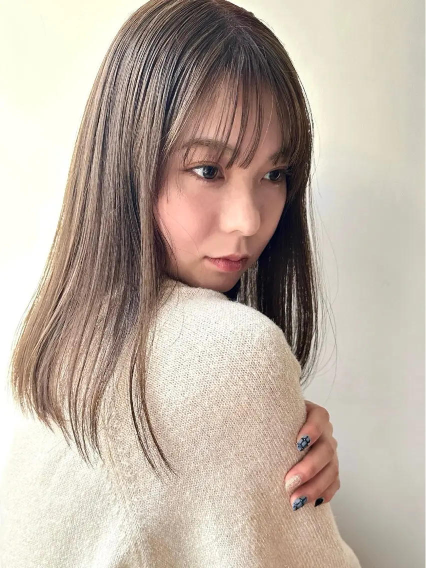 カラー momo 札幌美容師のヘアスタイル