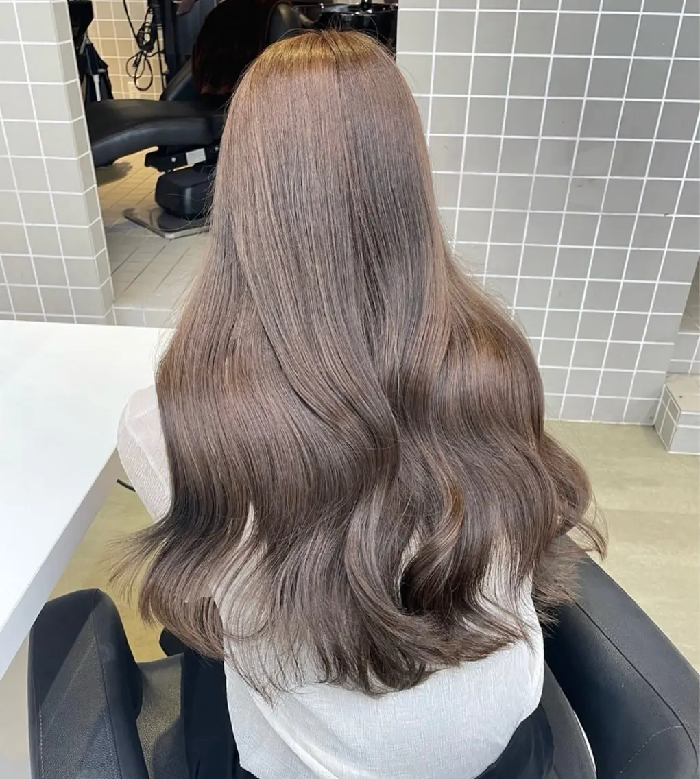 ロング 🤍透明感カラー/ 韓国レイヤー🤍のヘアスタイル