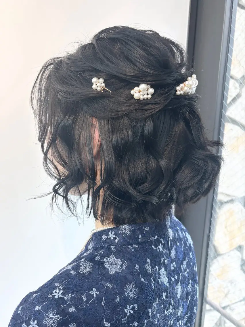 ミディアム ヘアセット ハイトーンカラー 🦋yuri🦋のヘアスタイル