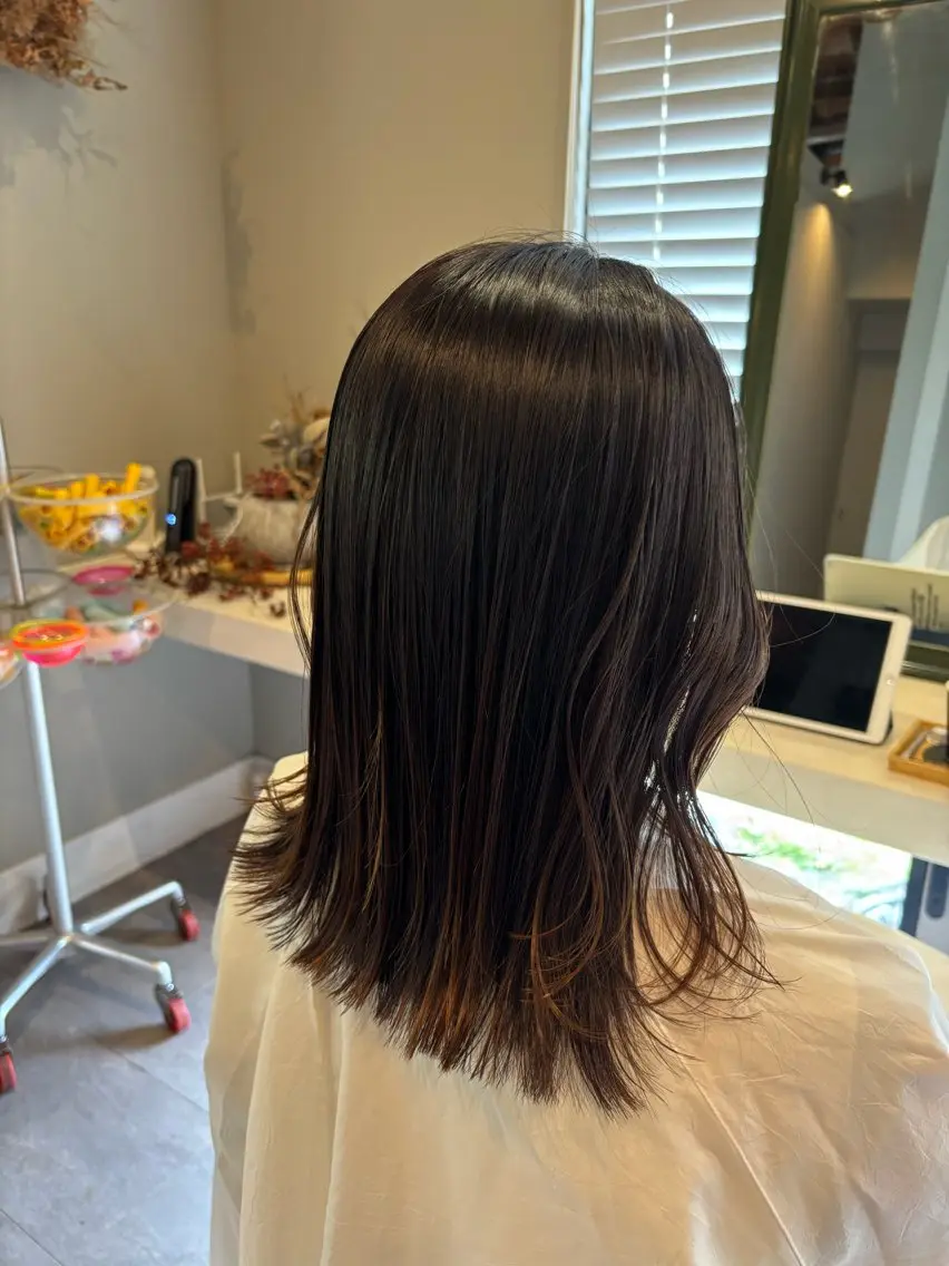 ミディアム カット 縮毛矯正 reciel / rinaのヘアスタイル