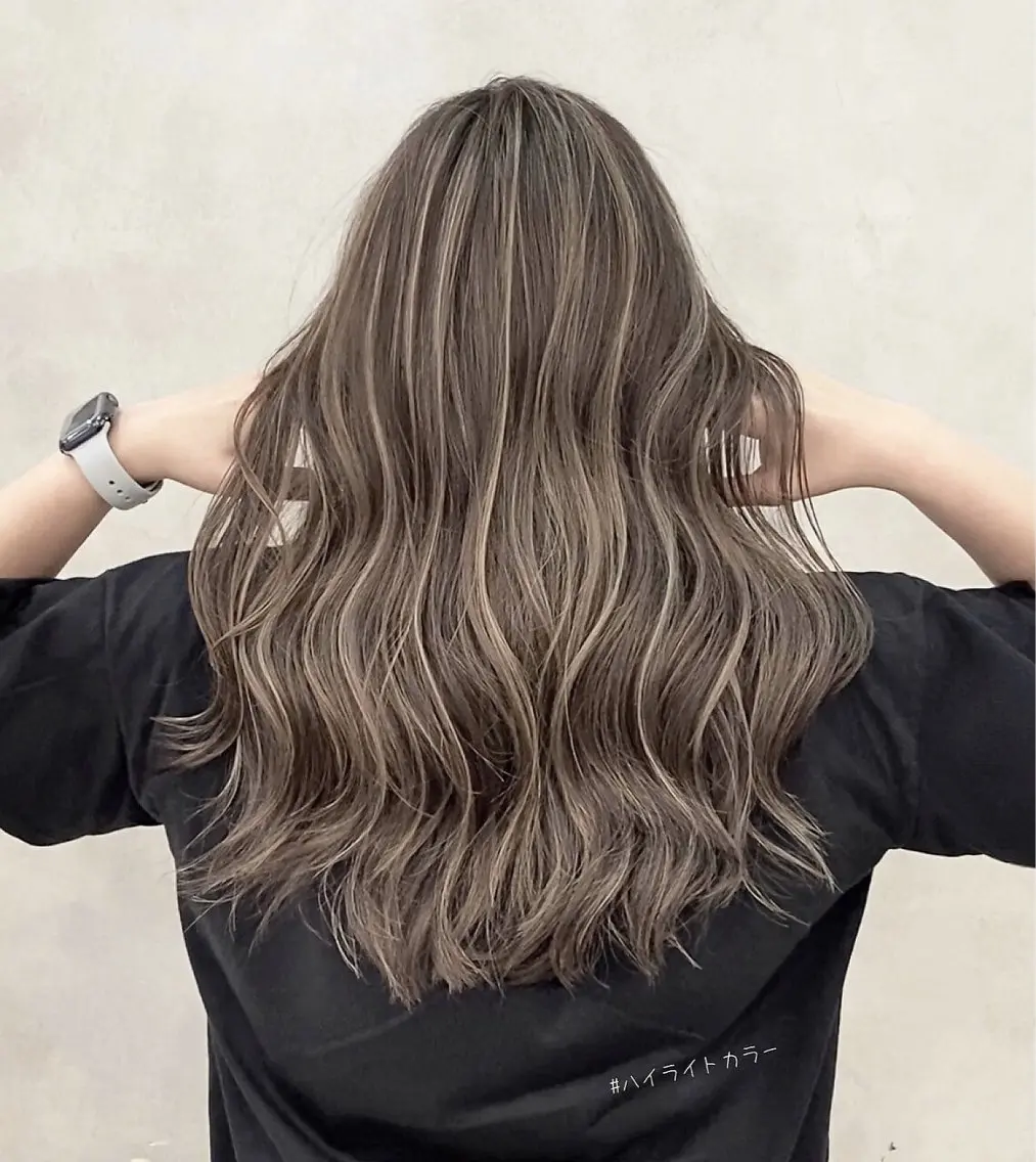 セミロング カラー ハイライトカラー ハイライト ✂️小野和則 ✂️のその他イメージ