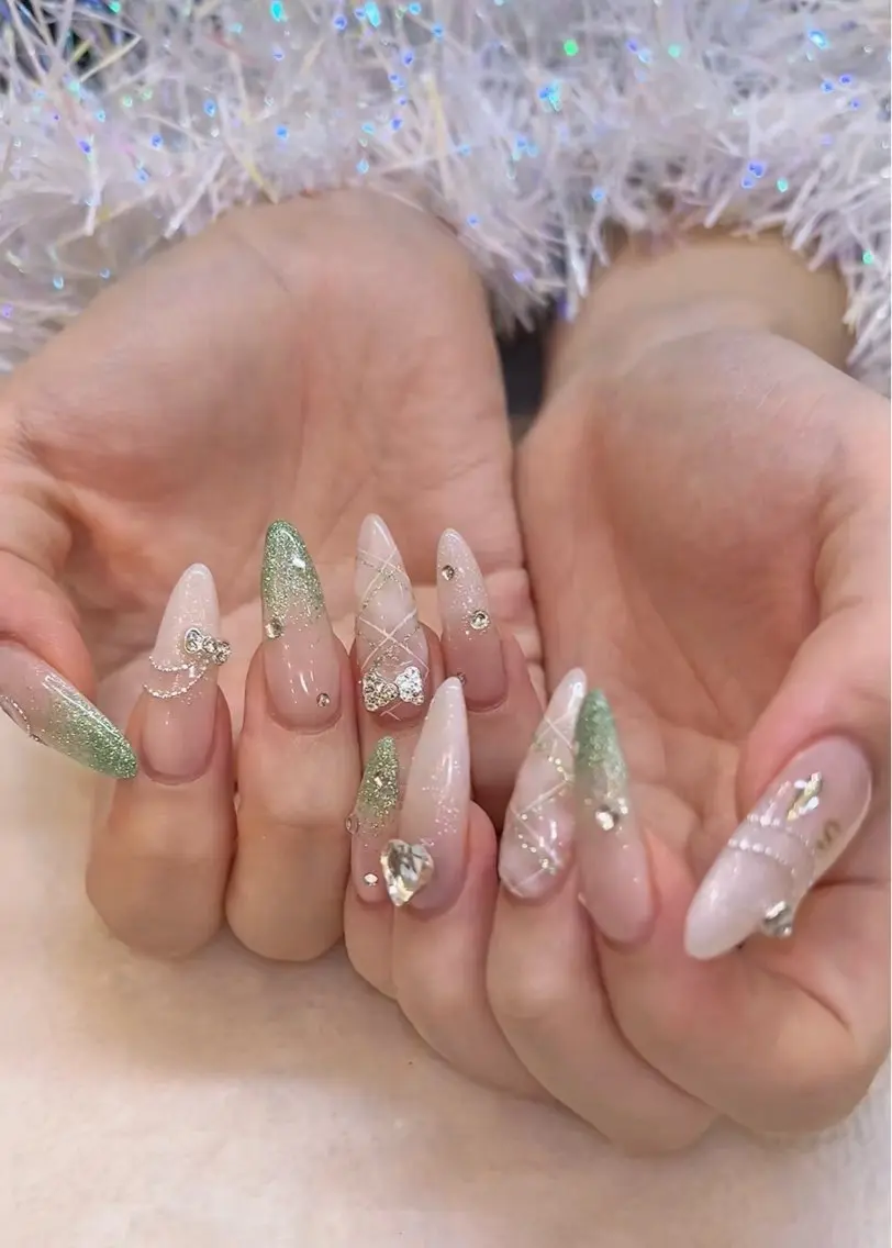 持ち込みデザイン🪄︎︎✨75分5800円/90分6800円/120分8800円【オフ込み】の写真