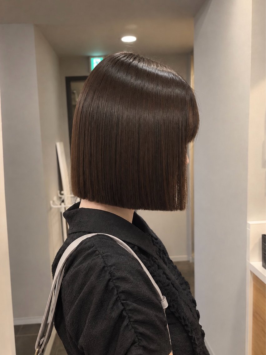 ミディアム カット ヘアカラー トリートメント 山本 茉琳のヘアスタイル