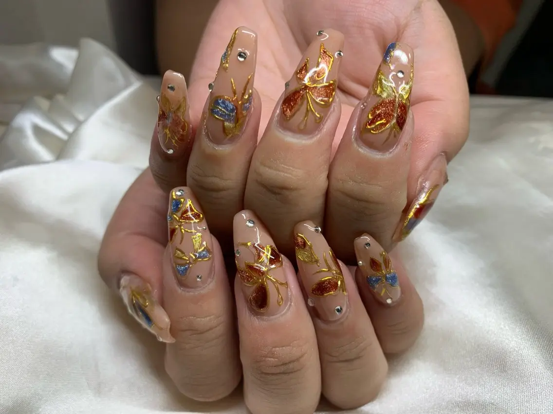 ネイル ハンドネイル JISOO ANA.CHUOのネイルデザイン