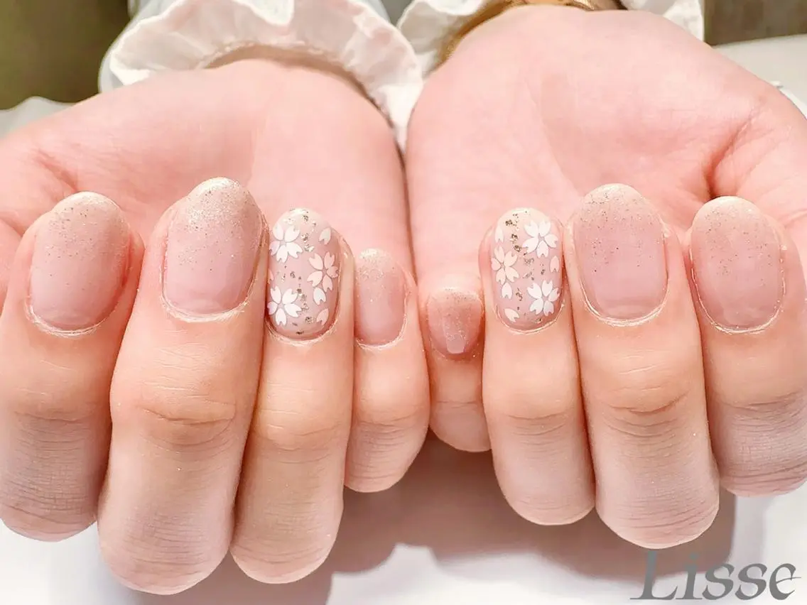 ネイル シンプルネイル ハンドネイル Lisse銀座 Nailのネイルデザイン