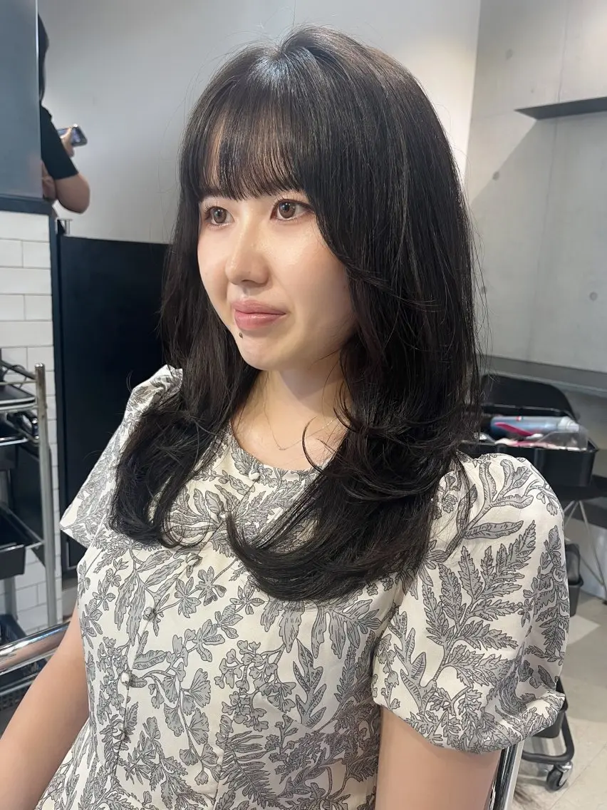 ロング カラー パーマ ヘアアレンジ ヘアカラー トリートメント 透明感/オリーブ/ グレージュ/YUKAのヘアスタイル