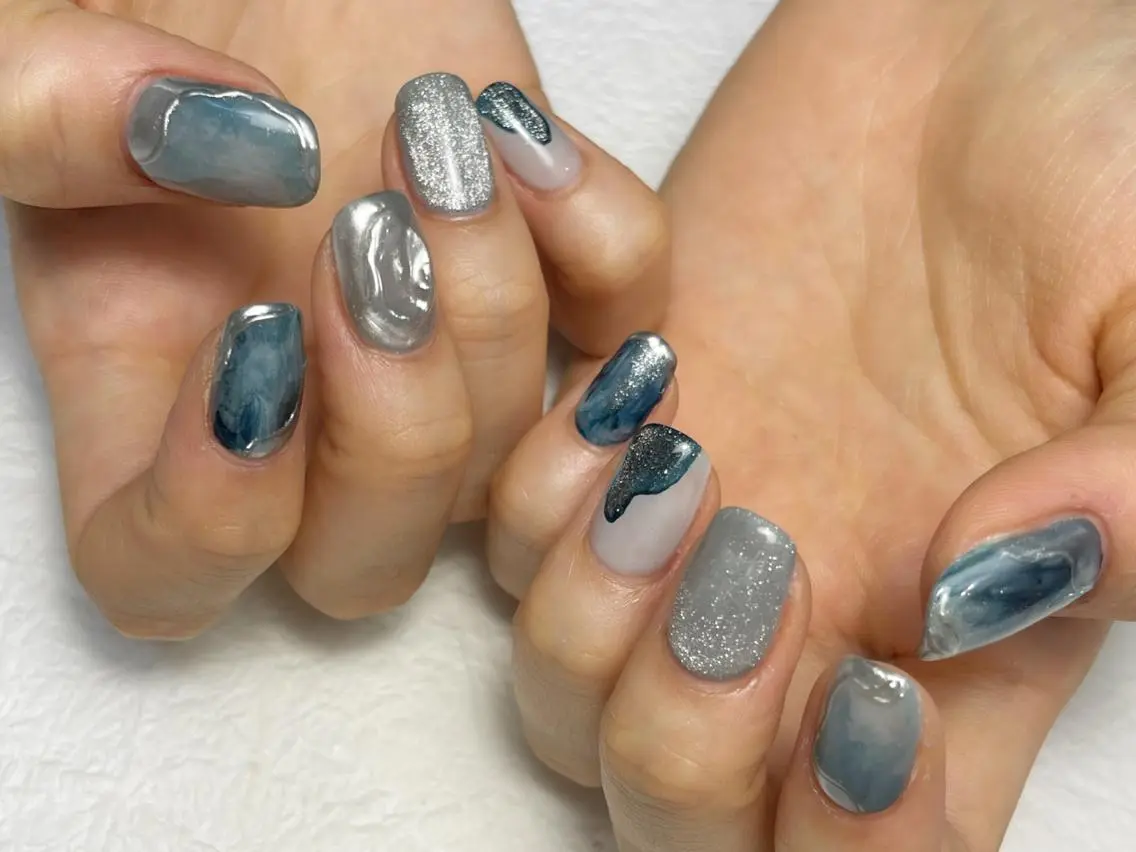 ネイル アートネイル フットネイル ジェルネイル キラキラネイル 韓国ネイル Y nail なんば堀江店のネイルデザイン