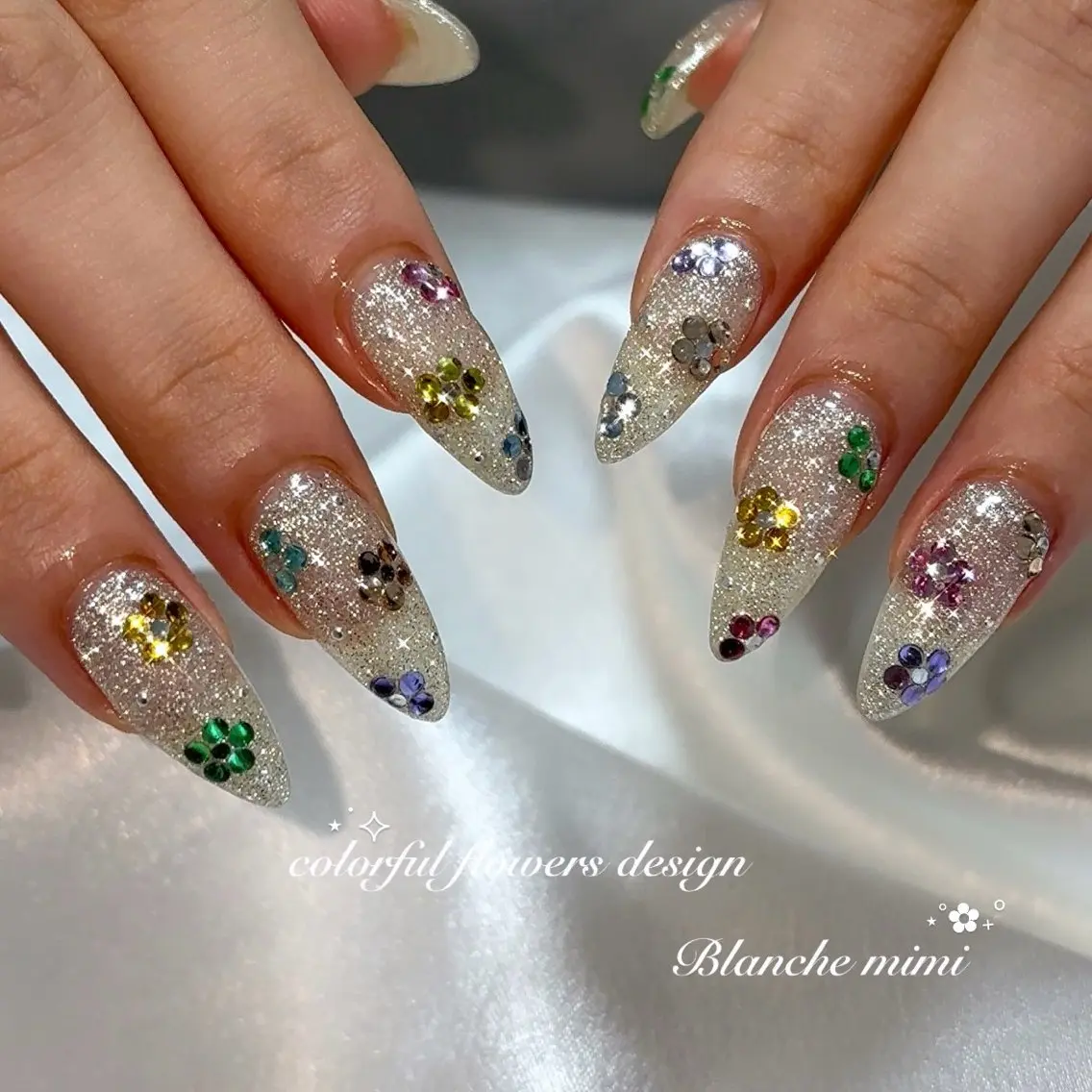ネイル ハンドネイル Blanche mimi.u_aのネイルデザイン