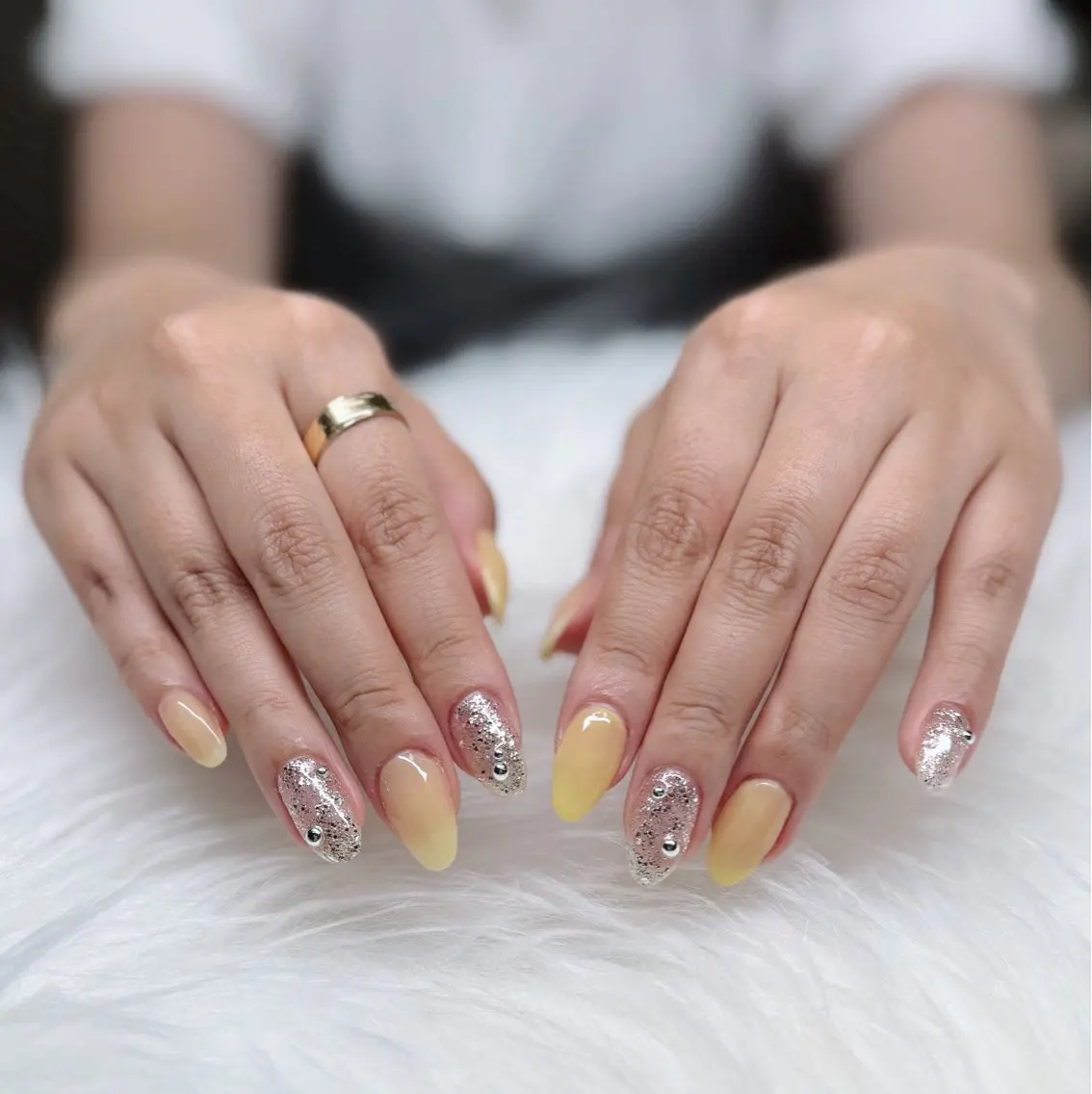 ネイル シルバー 春ネイル ハンドネイル Lemonail _mkのネイルデザイン