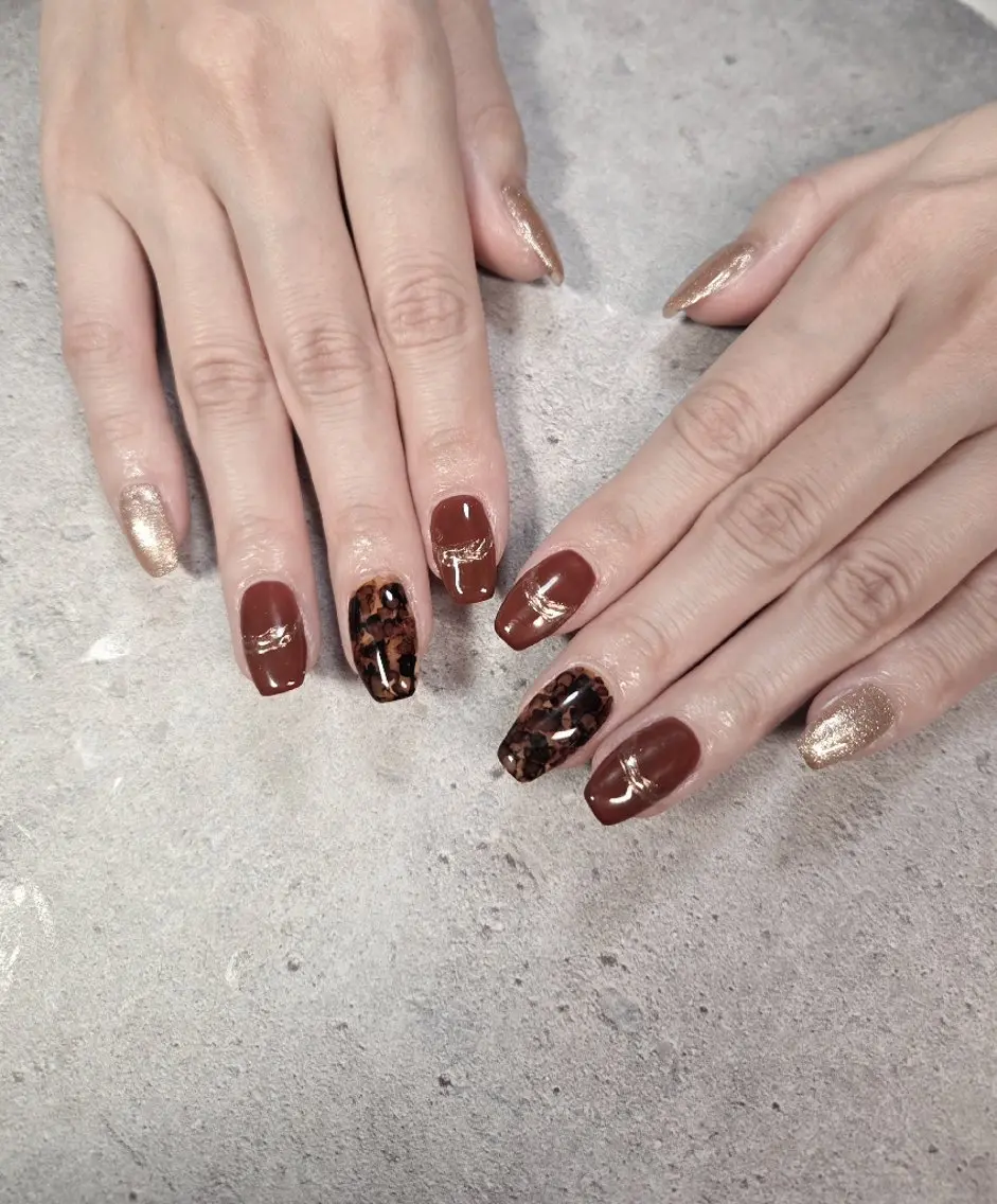 ネイル べっ甲ネイル キラキラネイル マグネットネイル 大理石ネイル(マーブル) ニュアンスネイル ハンドネイル flure de neige yukiのネイルデザイン