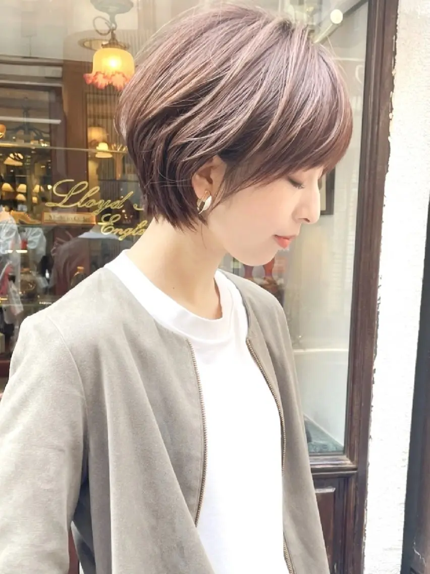 ショート 山嵜 菜織のヘアスタイル