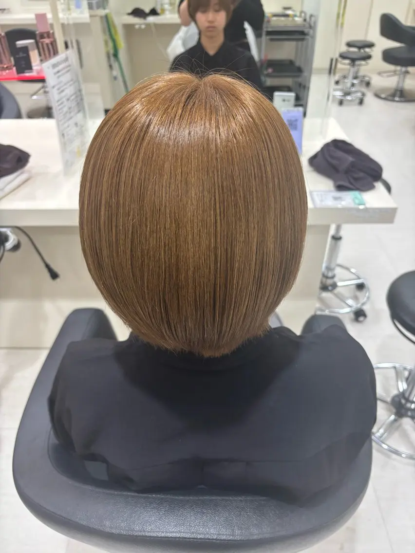 ショート カラー ヘアカラー 🌿‬透明感ベージュ 🫧ひなの🧸のヘアスタイル