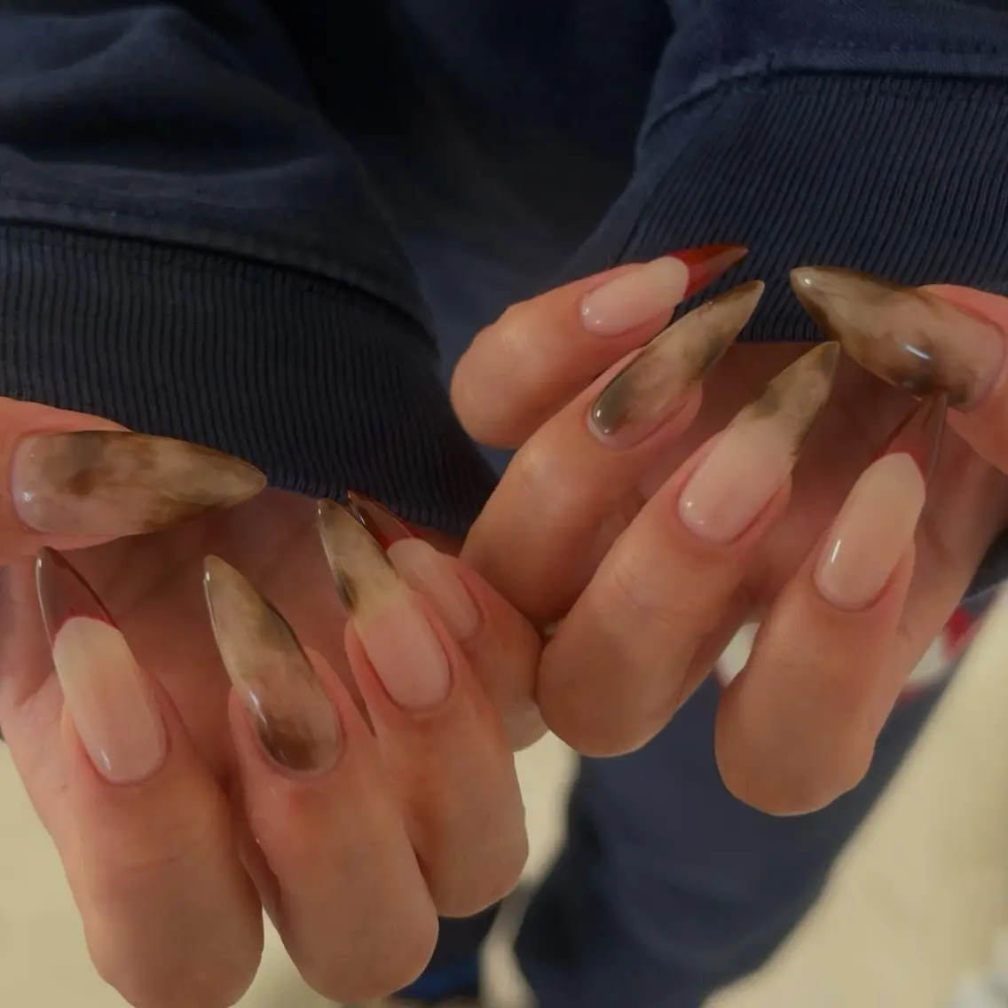 ロング 韓国風ヘア ハンドネイル navi nail ayaneのネイルデザイン