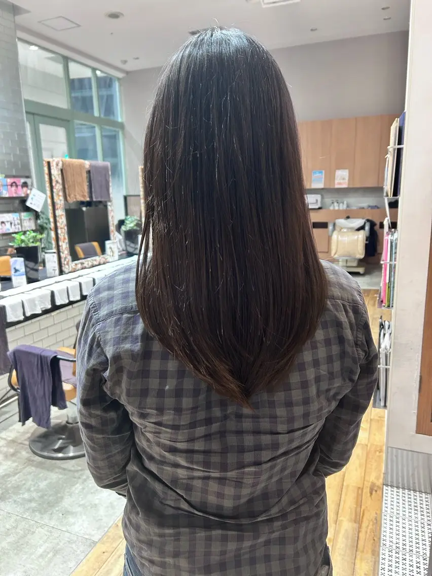 セミロング 津田 花望のヘアスタイル