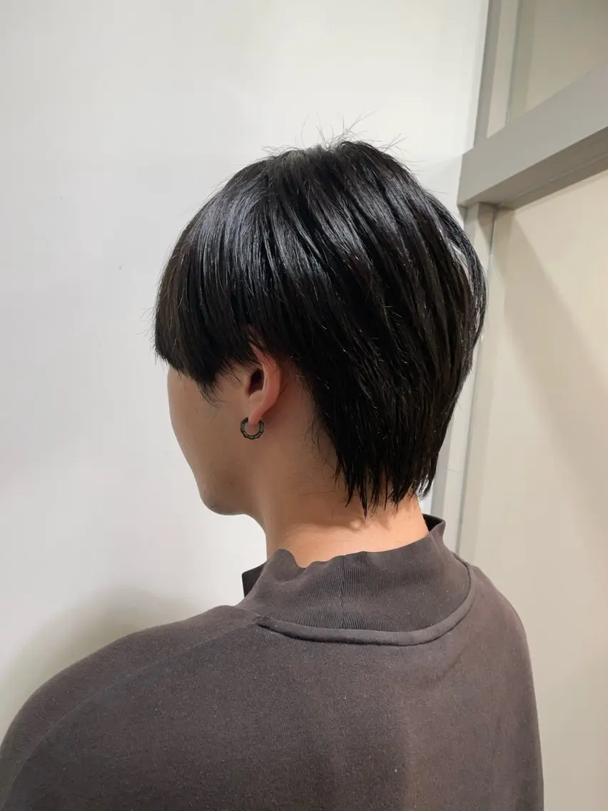 ショート メンズ マッシュウルフ マッシュ メンズウルフカット ウルフカット カット オオシマ ミユのヘアスタイル