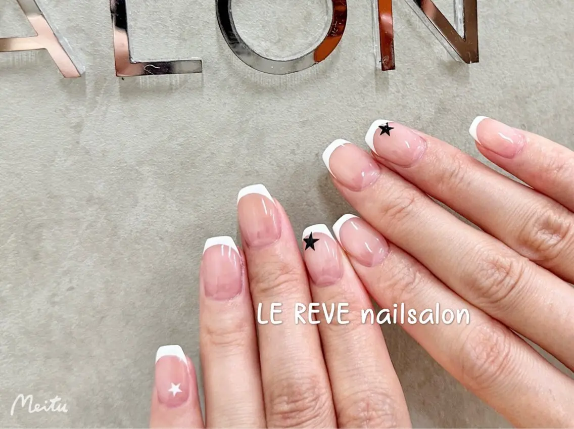 ネイル フレンチネイル ホワイト LE REVE 新宿店のネイルデザイン