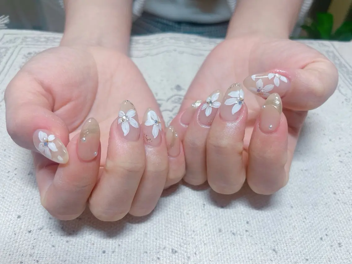 ネイル ジェルネイル 持ち込み スカルプネイル ハンドネイル ハンドケア 💫ゆか_ Nailartistのネイルデザイン