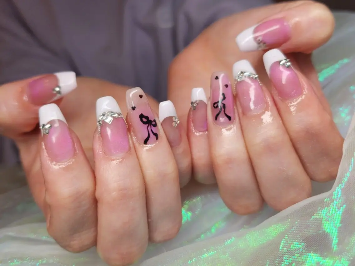 ネイル ハンドネイル 💜bora .のネイルデザイン