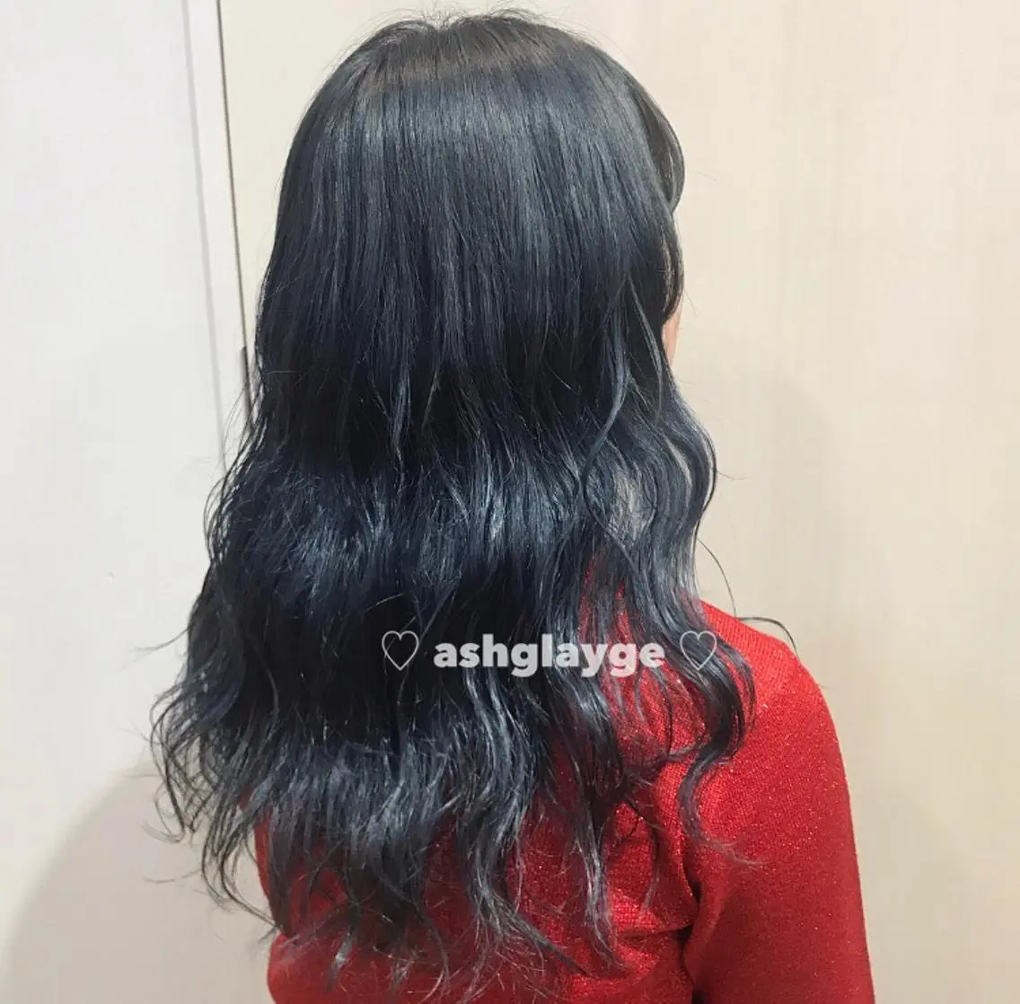 ロング 天神最安値エクステ カラーレイヤーカットのヘアスタイル