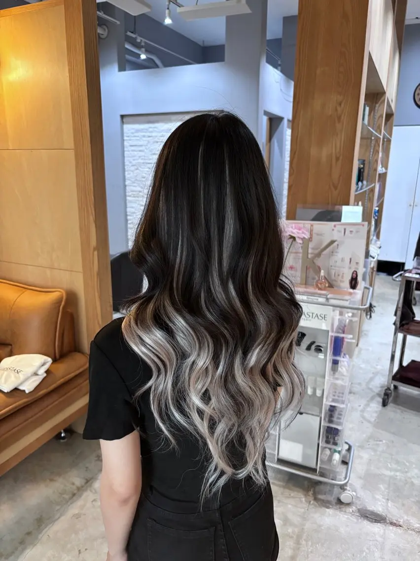 ロング シールエクステ エクステ エクステ miloc naha ナナカのヘアスタイル