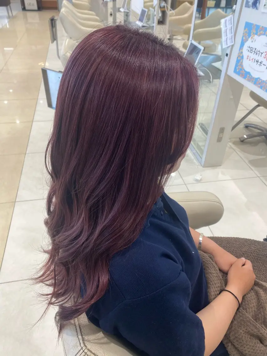ロング カラー 中山 愛美莉のヘアスタイル