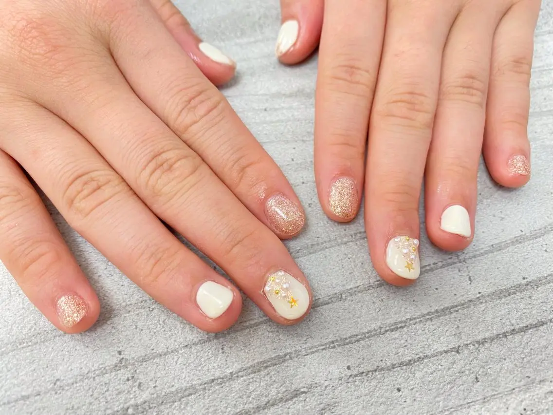 ネイル ハンドネイル mogunail &blowのネイルデザイン