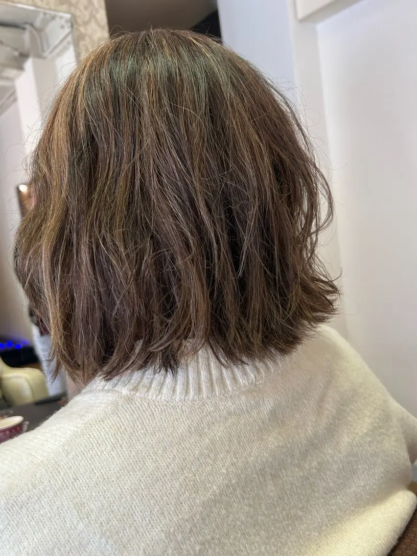 ミディアム パーマ 髪質改善 GLanz 朱蒙のヘアスタイル