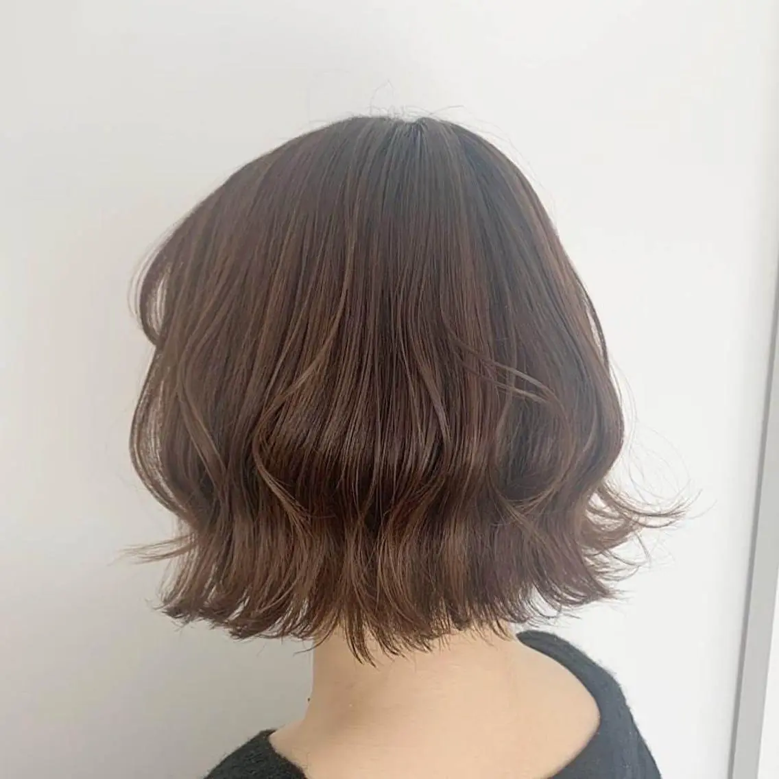 ショート カラー ヘアアレンジ レイヤー/ブリーチ/ 新宿/福元実希のヘアスタイル