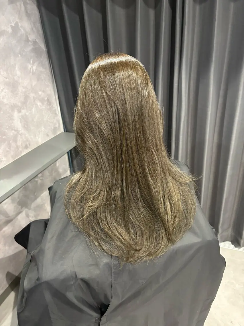 カラー カット ヘアカラー トリートメント nameless miichiのヘアスタイル