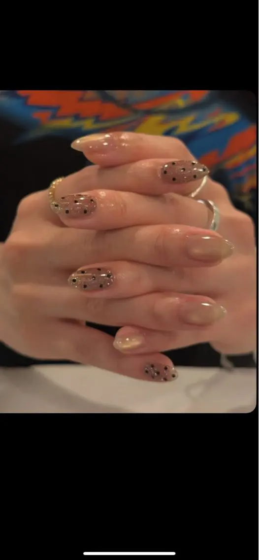 ネイル ハンドネイル NiJi Nailsのネイルデザイン