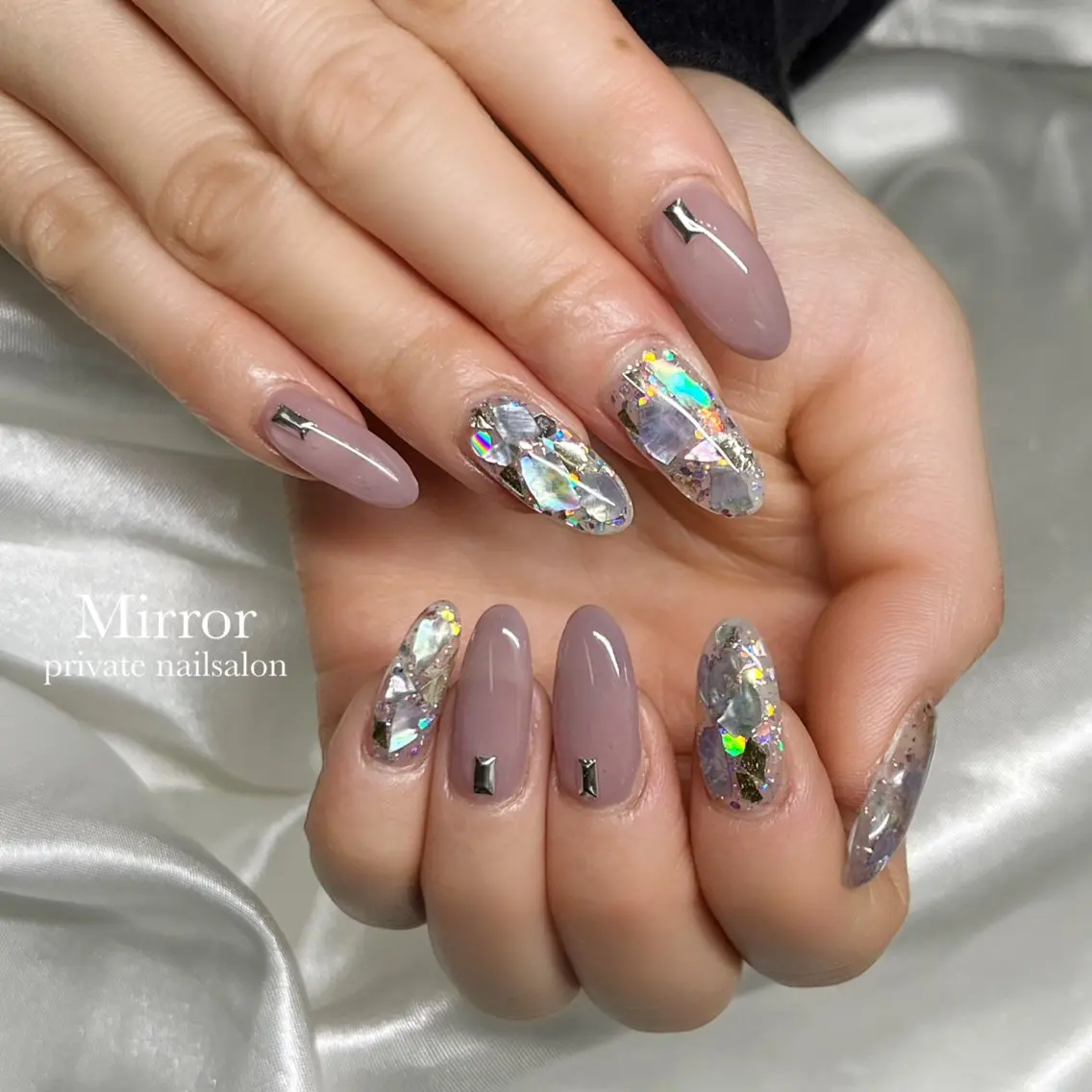 ネイル nailsalon Mirrorのネイルデザイン