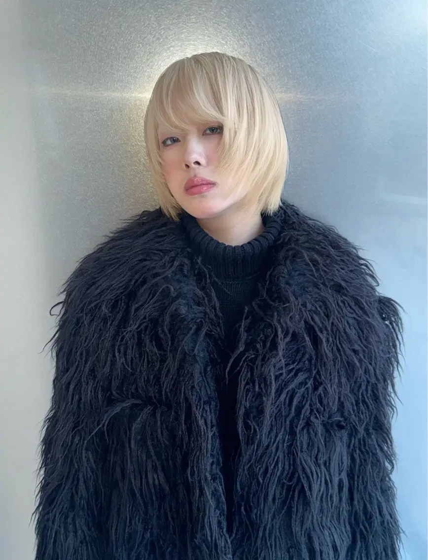 ショート カラー カット ヘアカラー トリートメント デザインカラー⭐︎★ 🐆hyo🐆のヘアスタイル