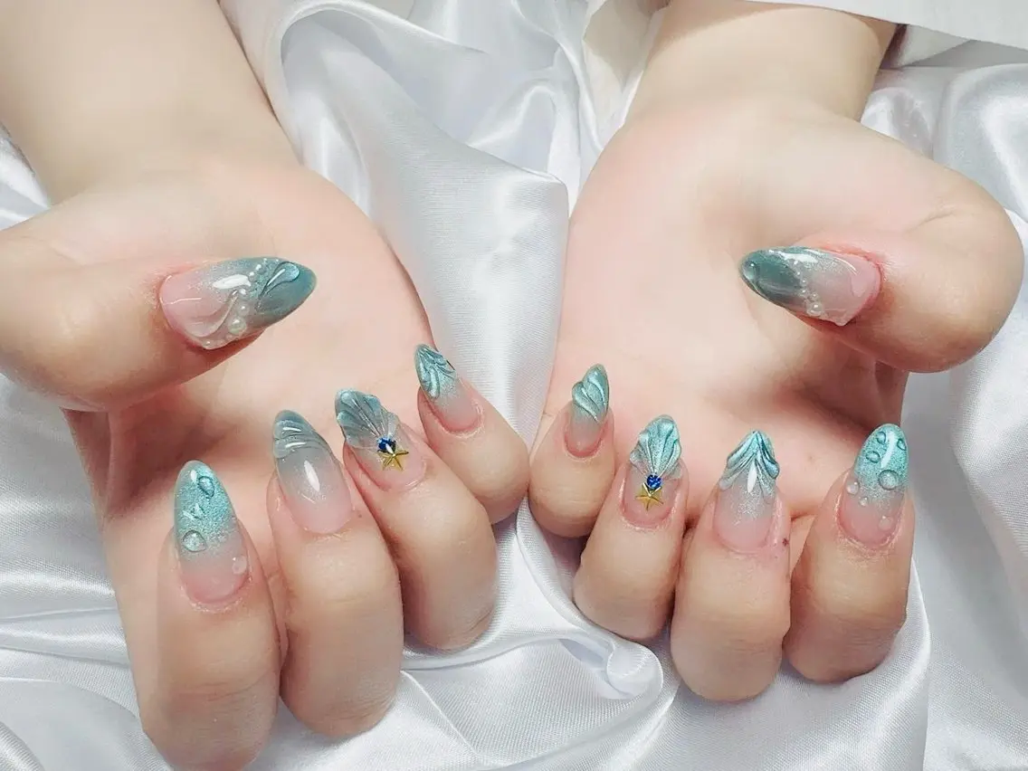 ネイル 韓国ネイル 水色 マグネットネイル ニュアンスネイル オフィスネイル ハンドネイル Hana Rose Nailのネイルデザイン
