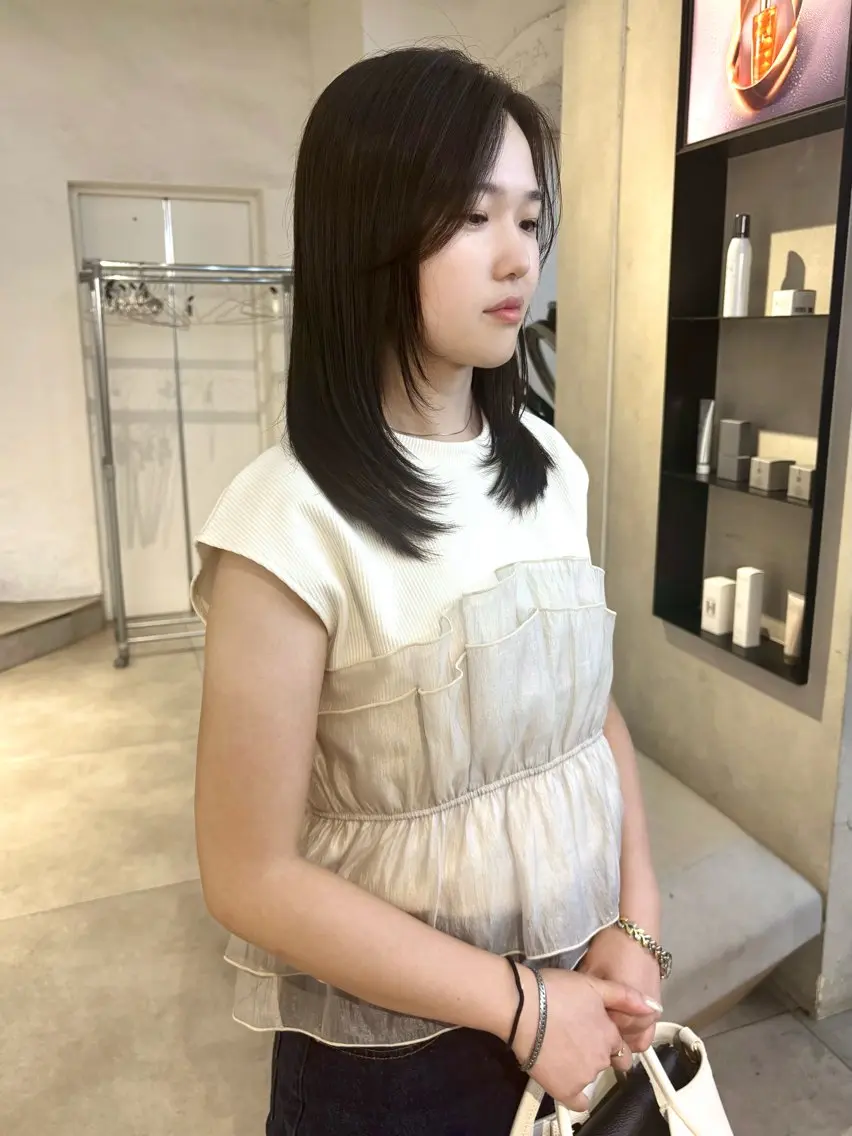 ミディアム カラー Kureha/ネイル トレンドヘアのマツエク・マツパデザイン