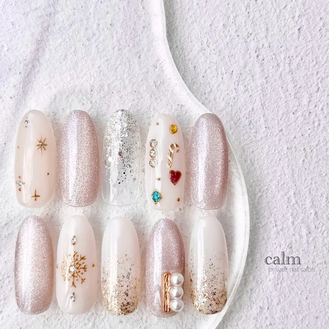 ネイル ハンドネイル calm 〔ｶｰﾑ〕のネイルデザイン