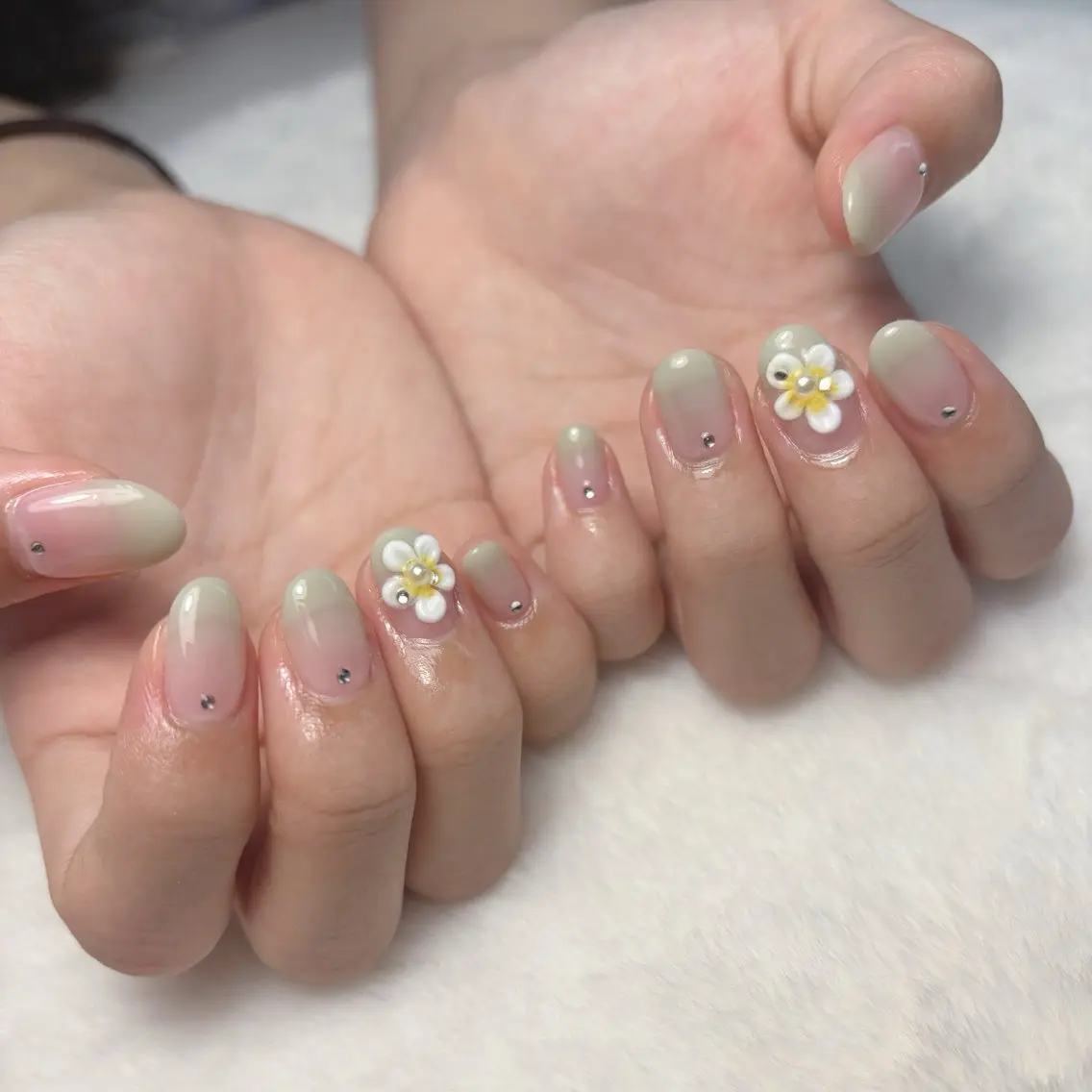 ネイル ハンドネイル STELLA nailのネイルデザイン