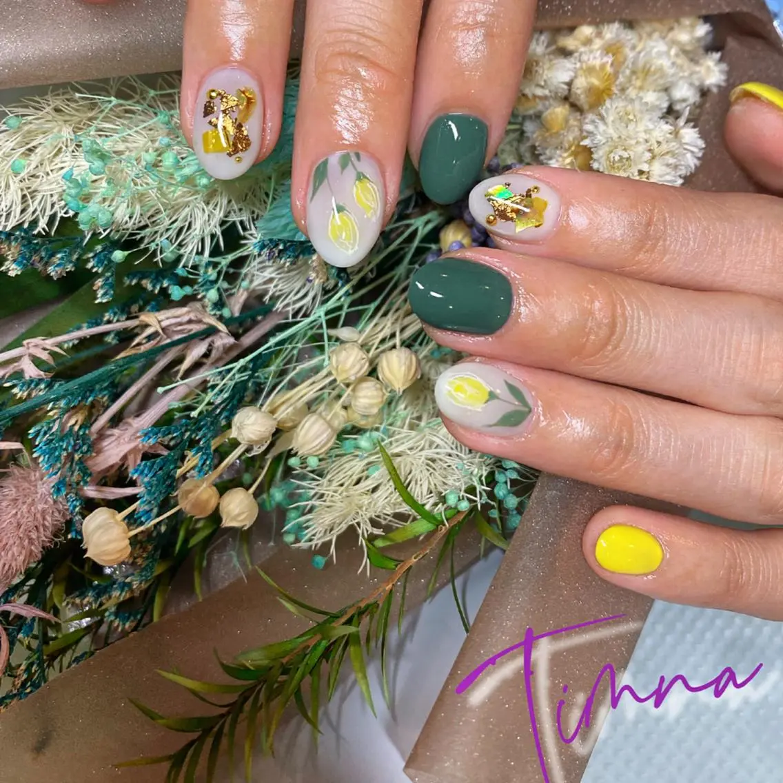 ショート ハンドネイル NAILSALON 🍔Timna🍟のネイルデザイン