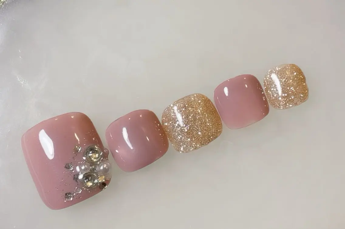 ネイル フットネイル ニュアンスネイル koto nailsのネイルデザイン