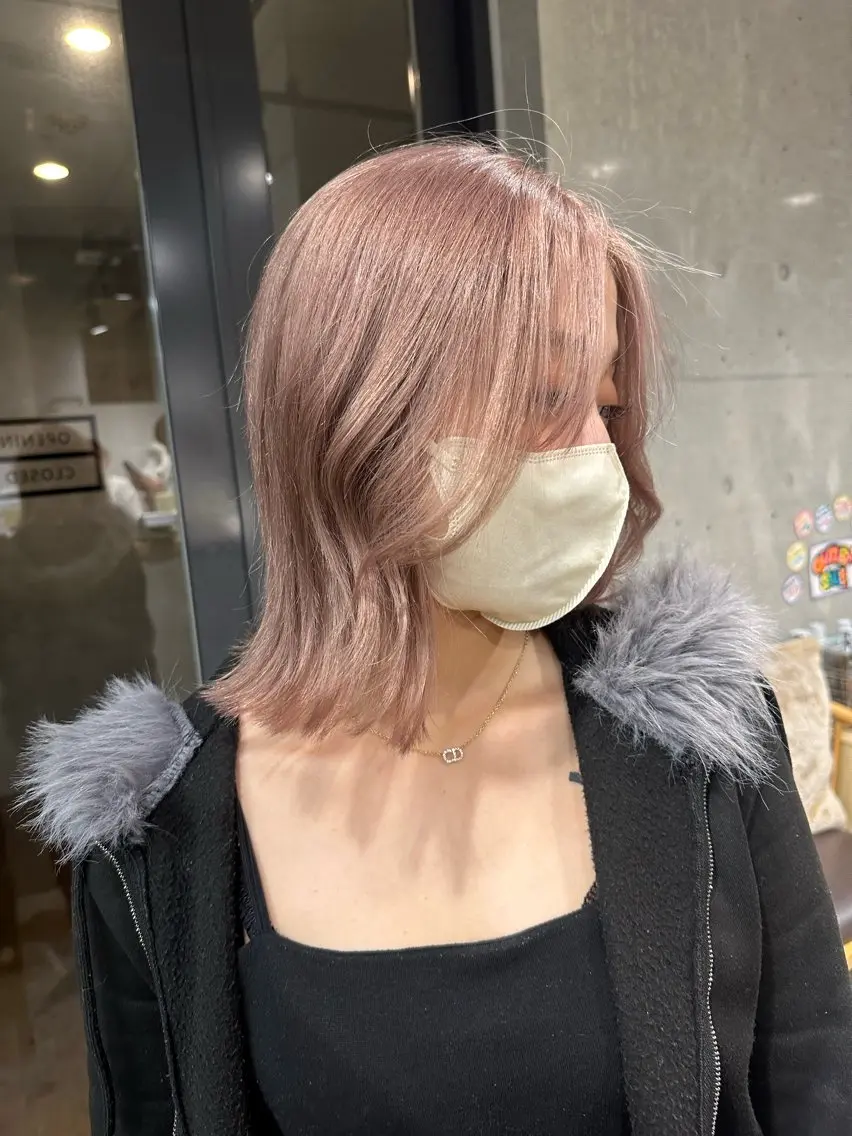 ミディアム カット ヘアカラー ︎🤎W color MIYU‎🤎のヘアスタイル
