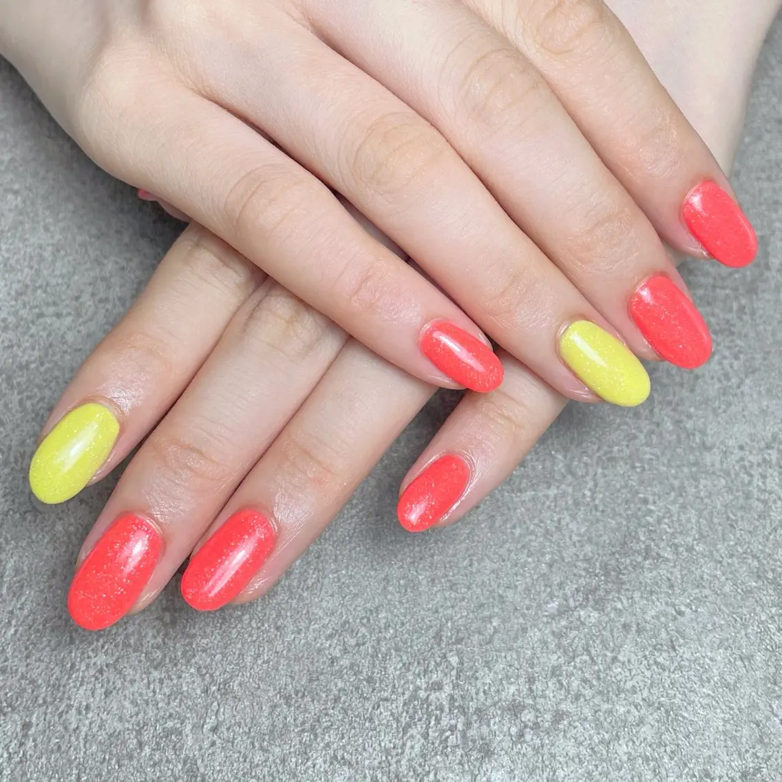 ネイル ハンドネイル nailroom DIASOMNIAのネイルデザイン