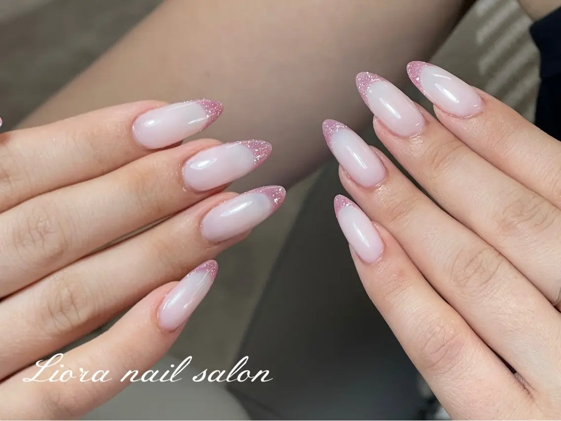 ネイル チークネイル フットネイル フレンチネイル ジェルネイル ガーリー ハンドネイル Liora nailのネイルデザイン