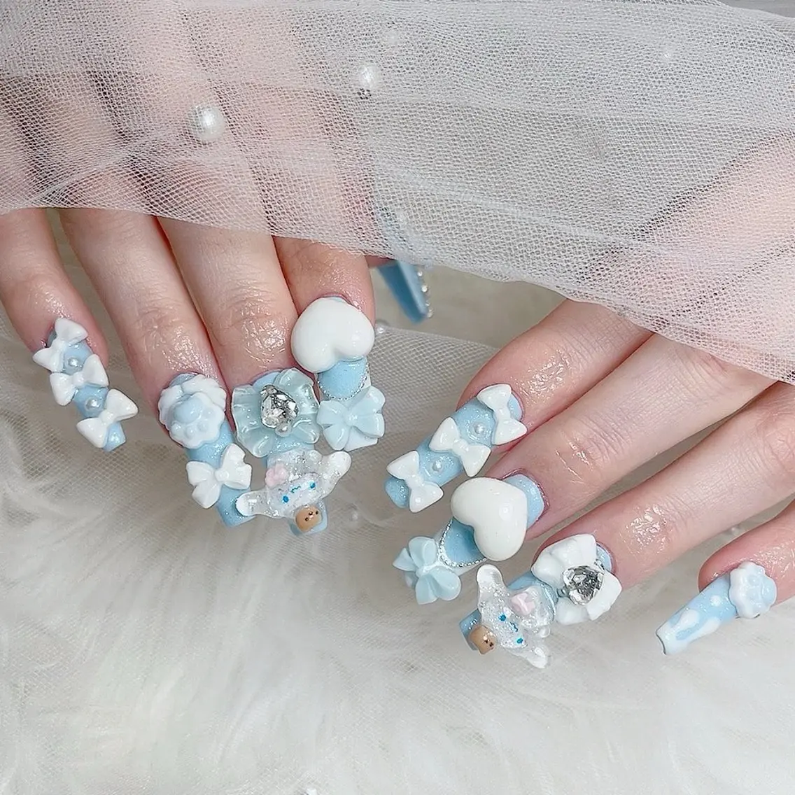 ミディアム ハンドネイル Chiin Nailのネイルデザイン